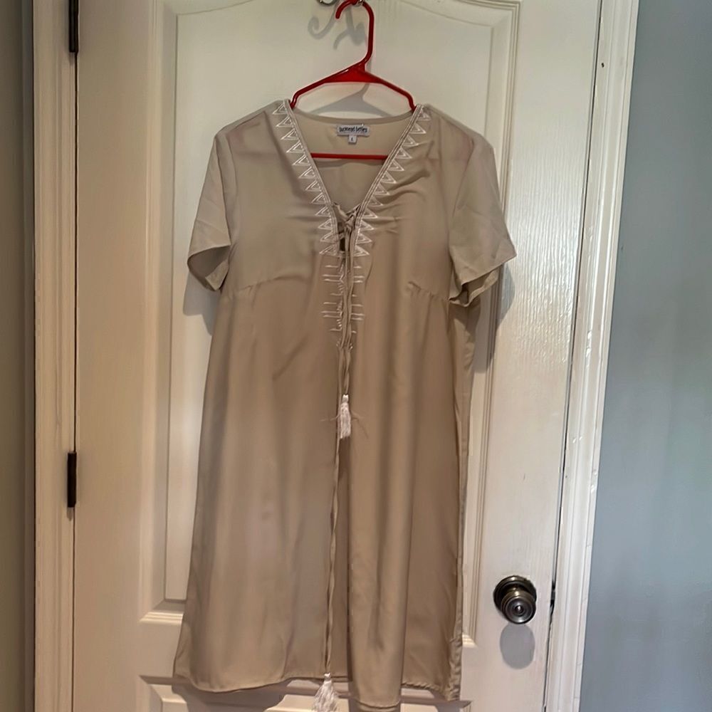 Adorable Buckhead Betties cover-up/dress size large